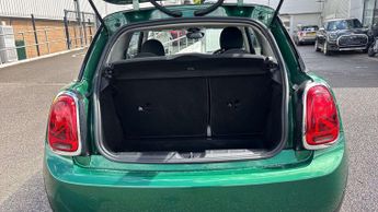 MINI Hatchback Cooper Classic