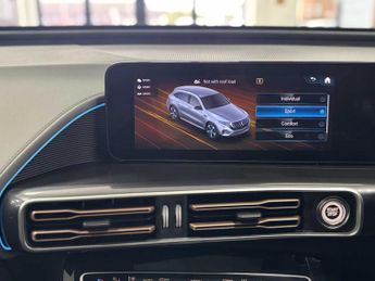 Mercedes-Benz EQC AMG Line