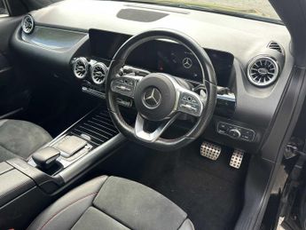 Mercedes-Benz GLA AMG Line