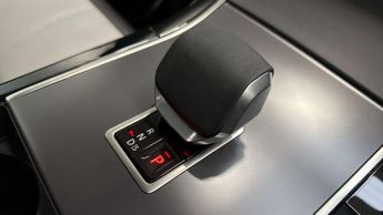 Land Rover Range Rover Velar Dynamic SE