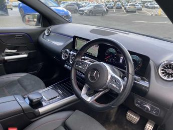 Mercedes-Benz GLA AMG Line
