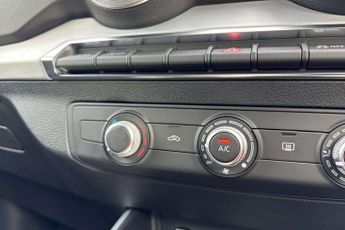 Audi Q2 S Line