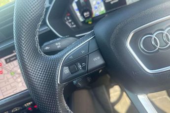 Audi Q3 S Line