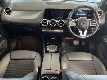 Mercedes-Benz GLA Sport