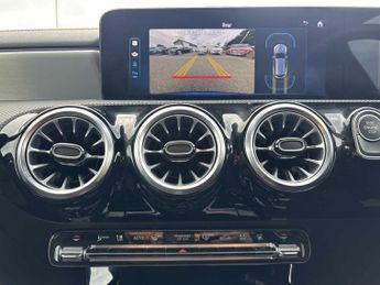 Mercedes-Benz Cla AMG Line