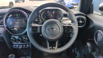 MINI Hatchback Cooper Exclusive