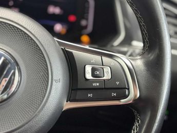 Volkswagen Tiguan SEL