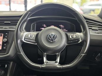 Volkswagen Tiguan SEL