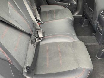Mercedes-Benz GLA AMG Line