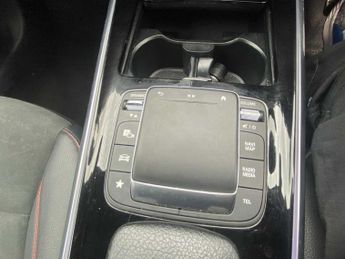 Mercedes-Benz GLA AMG Line