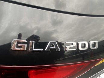 Mercedes-Benz GLA AMG Line