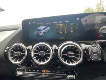 Mercedes-Benz EQA AMG Line