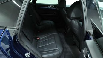 BMW I4 M50