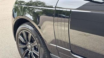 Land Rover Range Rover Westminster Black