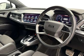 Audi Q4 S Line