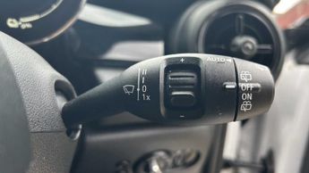 MINI Hatchback Cooper S Level 2