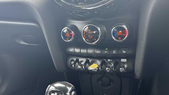 MINI Hatchback Cooper S Level 2