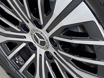 Mercedes-Benz EQB Sport Executive