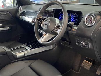 Mercedes-Benz EQB Sport Executive