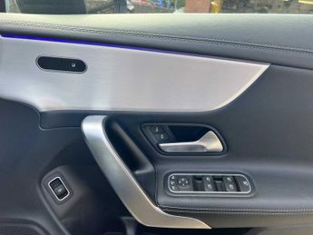 Mercedes-Benz Cla AMG Line