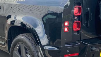 Land Rover Defender X-Dynamic HSE