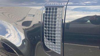 Land Rover Defender X-Dynamic HSE