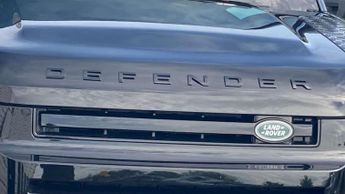 Land Rover Defender X-Dynamic HSE