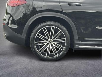 Mercedes-Benz EQE AMG Line