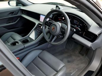 Porsche Taycan Saloon 