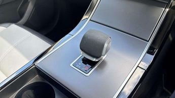 Land Rover Range Rover Velar Dynamic SE