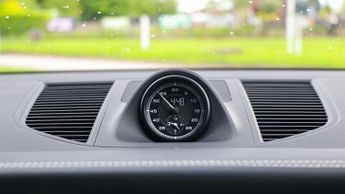 Porsche Macan Estate 