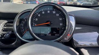 MINI Hatchback Cooper Exclusive