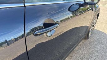 MINI Hatchback Cooper Exclusive