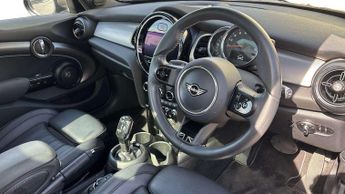 MINI Hatchback Cooper Exclusive