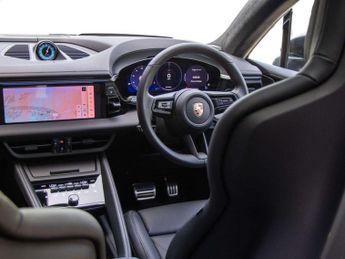 Porsche Macan Electric Estate 