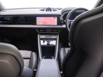 Porsche Macan Electric Estate 