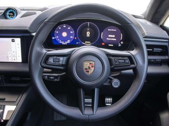 Porsche Macan Electric Estate 