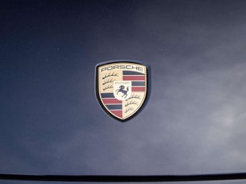 Porsche Macan Electric Estate 