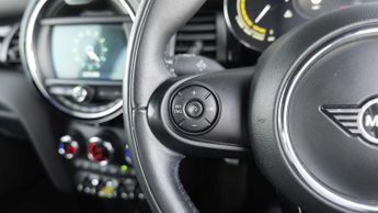 MINI Hatchback Cooper S Level 2