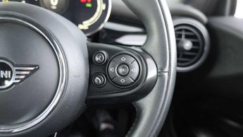 MINI Hatchback Cooper S Level 2