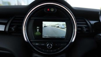 MINI Hatchback Cooper S Level 2