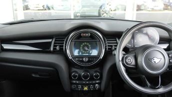 MINI Hatchback Cooper S Level 2