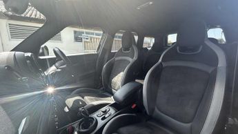 MINI Countryman Cooper Shadow Edition