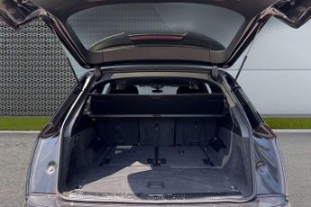 Audi Q7 S Line
