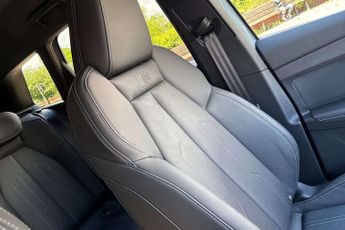 Audi Q4 Black Edition
