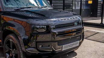 Land Rover Defender X-Dynamic HSE