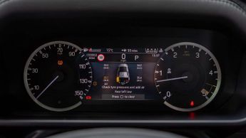 Land Rover Defender X-Dynamic HSE