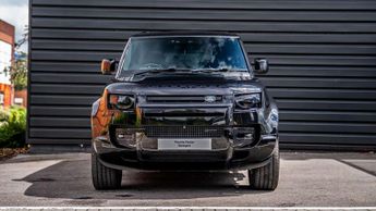 Land Rover Defender X-Dynamic HSE