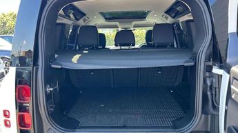 Land Rover Defender S