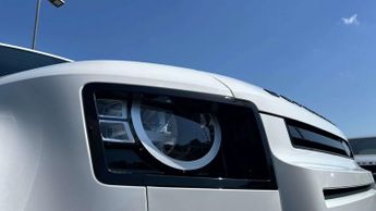 Land Rover Defender S
